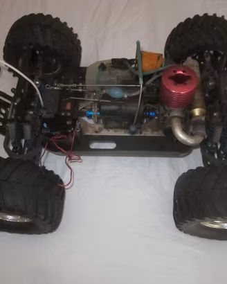 AUTO A SCOPPIO -TRUCK 4XWD MOD XTREME-MOSTER-