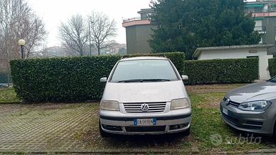 VOLKSWAGEN Sharan 2ª serie - 2002