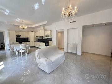 Appartamento di 115 m² con più di 5 locali a Ceran