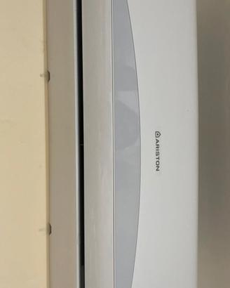 Condizionatore Ariston Prios R32