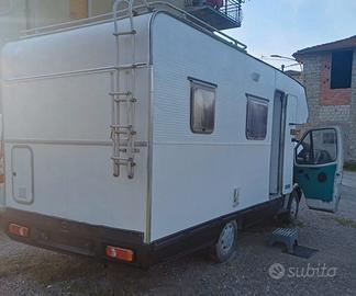 Camper COMPLETAMENTE RISTRUTTURATO