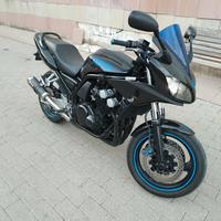 Yamaha Fazer 600