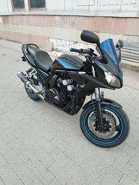 Yamaha Fazer 600