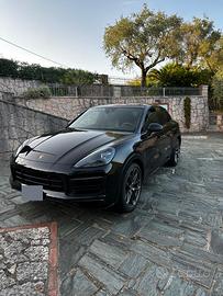 Porsche Cayenne Coupé 3.0 V6 da 340 CV
