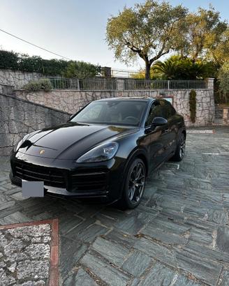Porsche Cayenne Coupé 3.0 V6 da 340 CV