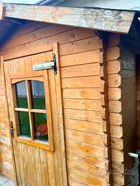 Casetta in legno da giardino 2x2
