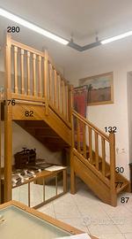 SCALA IN LEGNO LAMELLARE DI ROVERE