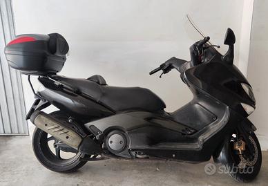 Yamaha T Max - 2006