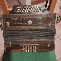 Tre fisarmoniche cromatiche antiche