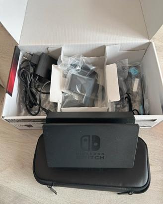 Nintendo switch + accessori e giochi