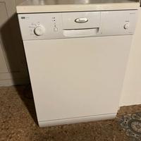 LAVASTOVIGLIE WHIRLPOOL