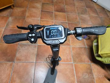 Monopattino Ducati Pro II evo