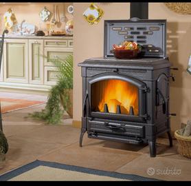 Stufa a legna Nordica ISOTTA con CERCHI EVO