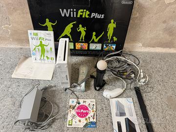 Wii e Nintendo Wii Fit plus con Balance Board