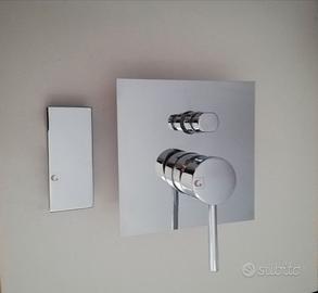 MISCELATORE AD INCASSO CON DEVIATORE "GATTONI"