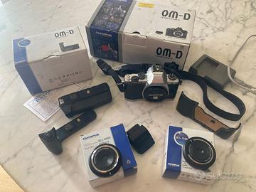 Olympus OMD  E M5 kit completo