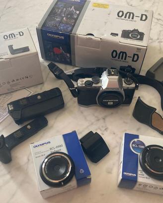 Olympus OMD  E M5 kit completo