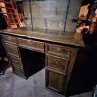 scrivania antica