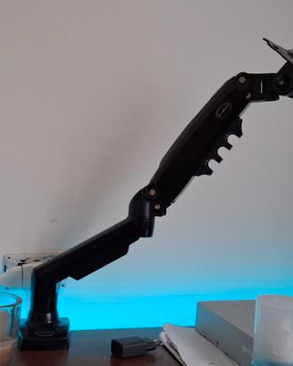 supporto monitor