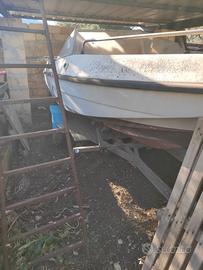 barca con motore 40cv 