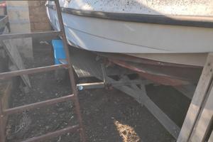 barca con motore 40cv 