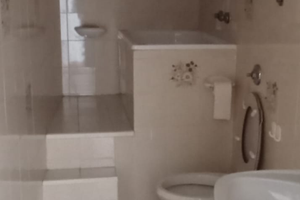 Semindipendente con piccolo terreno adiacente