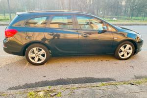 Opel Astra sw 1.4 turbo 140 CV Sports Tourer (GPL)