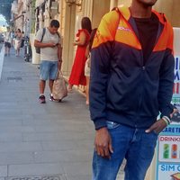 Lavapiatti magazzino muratore pulizie supermerca