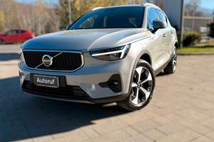 Volvo XC40 Mild Hybrid B3 da 163cv 5 Anni Garanzia