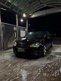 GOLF GTI 5 - 40.000 km 200 cv