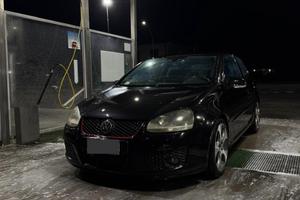 GOLF GTI 5 - 40.000 km 200 cv