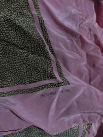 elegante foulard borbonese