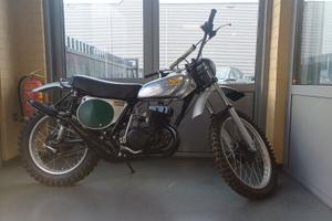 Honda elsinore crm 250 1973