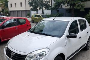 Dacia sandero gpl benzina 1.4