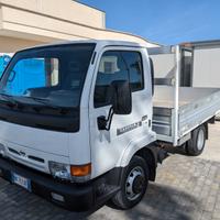 Nissan cabstar e110 3.0 35 q.li