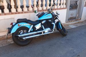 Honda Shadow VT 1100