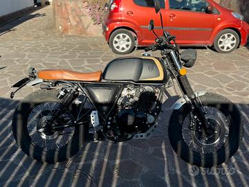 Cafè Racer | Mutt Akita 250