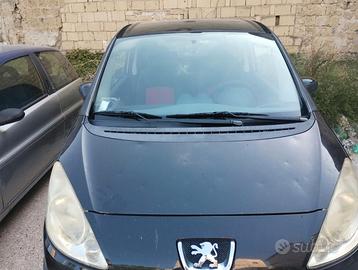 Auto Peugeot 1007 Diesel.