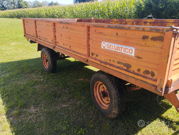 Rimorchio agricolo