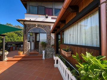 Casa Indipendente Vezzano Ligure