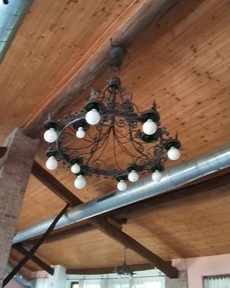 lampadari in ferro battuto