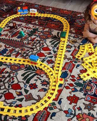 Pista trenino chicco con vagoni