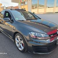 Volkswagen Golf GTI Performance 2.0 TSI 5p. BlueMo