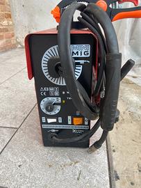 Saldatrice a filo no gas