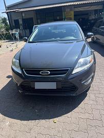 Ford Mondeo pari al nuovo