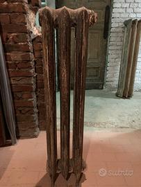 Calorifero termosifone in ghisa stile Liberty