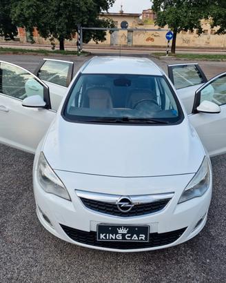 Opel Astra 1.4 Turbo 140CV Sports Tourer Cosmo
