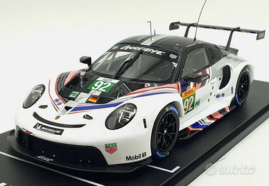 Porsche 911 RSR #92 WEC Race 8h Bahrain 2022