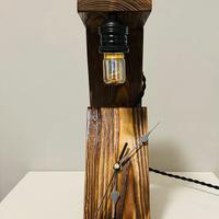 Lampada con orologio