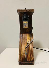 Lampada con orologio